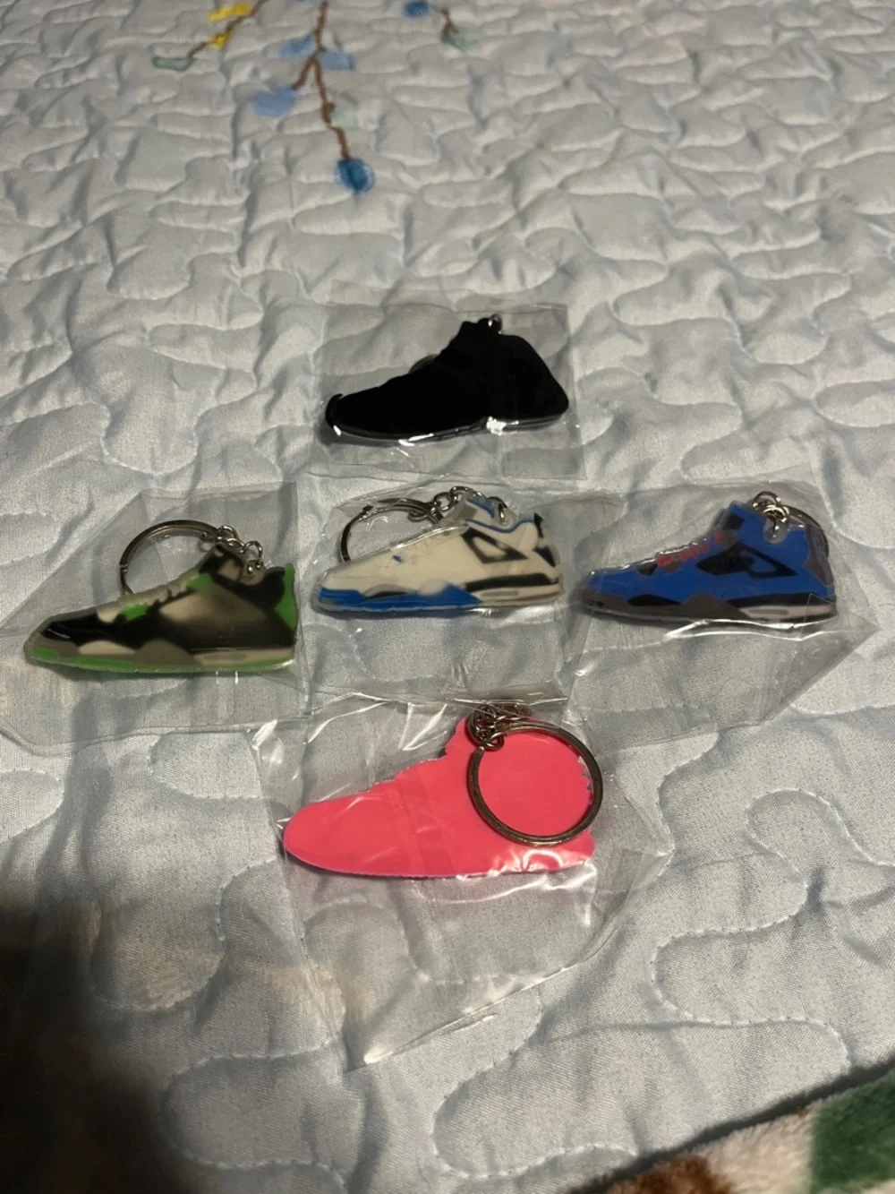 Mini Sneaker Keychain Set - Multi Color - Picture 2 of 2